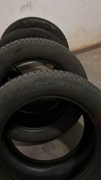 4 pneus d'hiver Michelin 225/55/17 avec fixation, Enlèvement