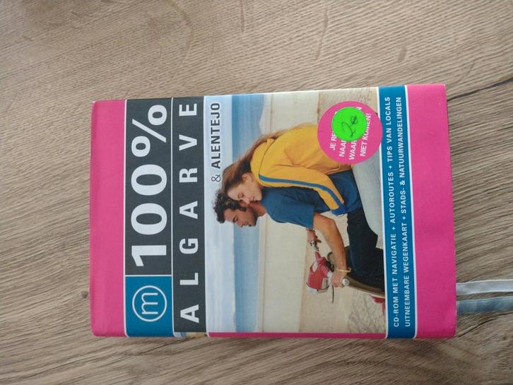 Josien van der Burg - 100% Algarve en Alentejo, Boeken, Reisgidsen, Zo goed als nieuw, Ophalen of Verzenden