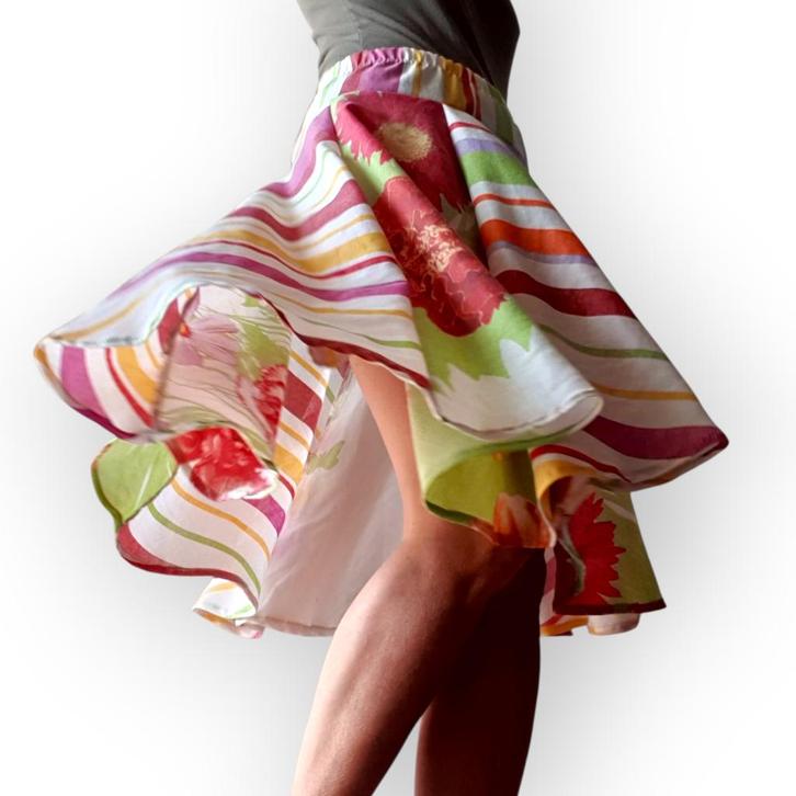 Feestelijk rock n roll retro stijl rokje zwierig ca mt 38 40, Kleding | Dames, Carnavalskleding en Feestkleding, Maat 38/40 (M)