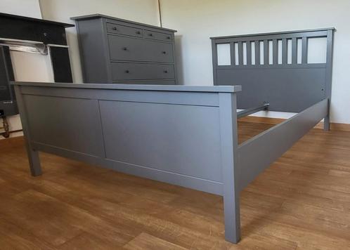 Chambre Hemnes ikea, Huis en Inrichting, Slaapkamer | Bedden, Grijs, Ophalen