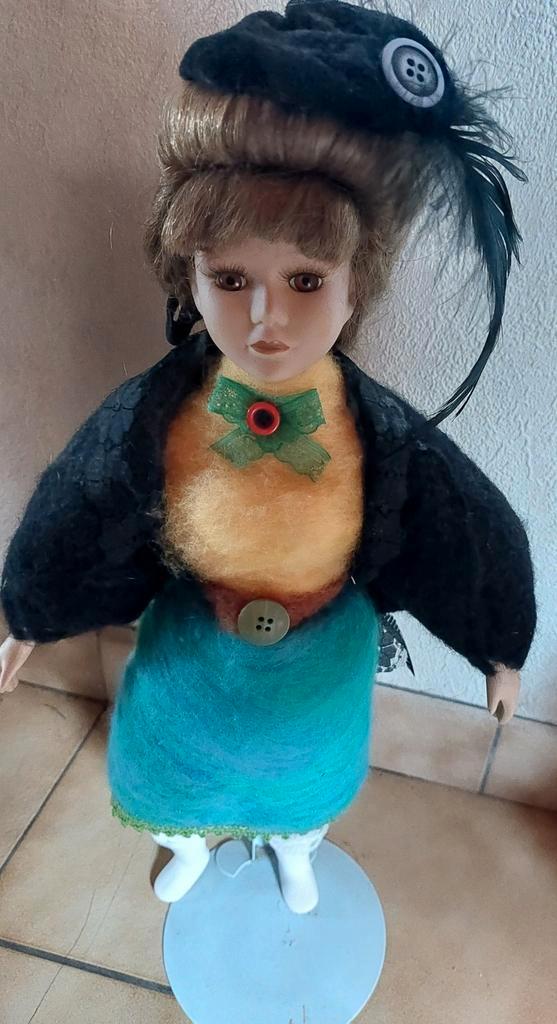 Handwerk: naaldvilten:porseleinen poppen, Verzamelen, Poppen, Nieuw, Pop, Ophalen