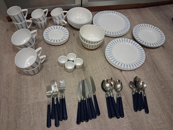 groot set (60 stuks) kampeer servies mepal - rosti melamine, Caravans en Kamperen, Kampeeraccessoires, Zo goed als nieuw, Ophalen of Verzenden