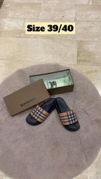 Burberry, Enlèvement ou Envoi, Neuf