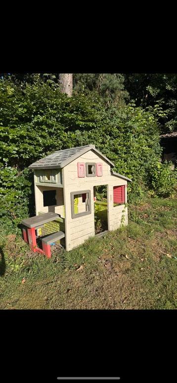 speelhuisje beschikbaar voor biedingen