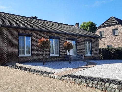Huis te huur in Opoeteren, 3 slpks, Immo, Huizen te huur, Vrijstaande woning, D