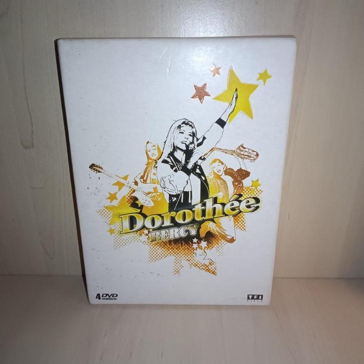 Dorothée à Bercy Coffret 4 DVD concerts (1990-92-94-96) rare, Cd's en Dvd's, Dvd's | Tv en Series, Gebruikt, Overige genres, Boxset