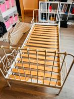 Meisjesbed, in lengte verstelbaar, Ophalen, Zo goed als nieuw, Lattenbodem