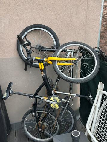 Deux vélos enfants