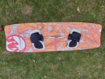 Kiteboard twintip RDD 145x45 beschikbaar voor biedingen