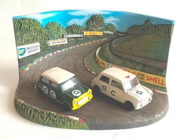 Mini Cooper Bathurst Rally Diorama Vanguards RD4002.  beschikbaar voor biedingen