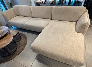 Witte bouclette fauteuil (Teddy) beschikbaar voor biedingen