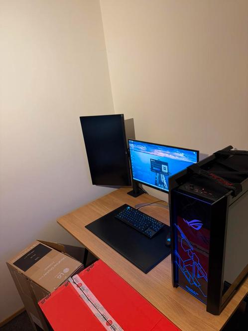 High-end gaming (trading) setupt., Computers en Software, Desktop Pc's, Zo goed als nieuw, Gaming, Ophalen of Verzenden