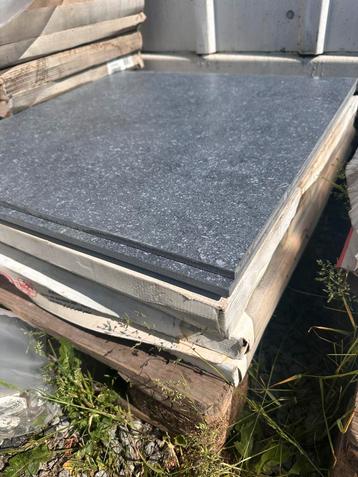 5 paquet de nouveau carrelage 60cm par 60cm  beschikbaar voor biedingen