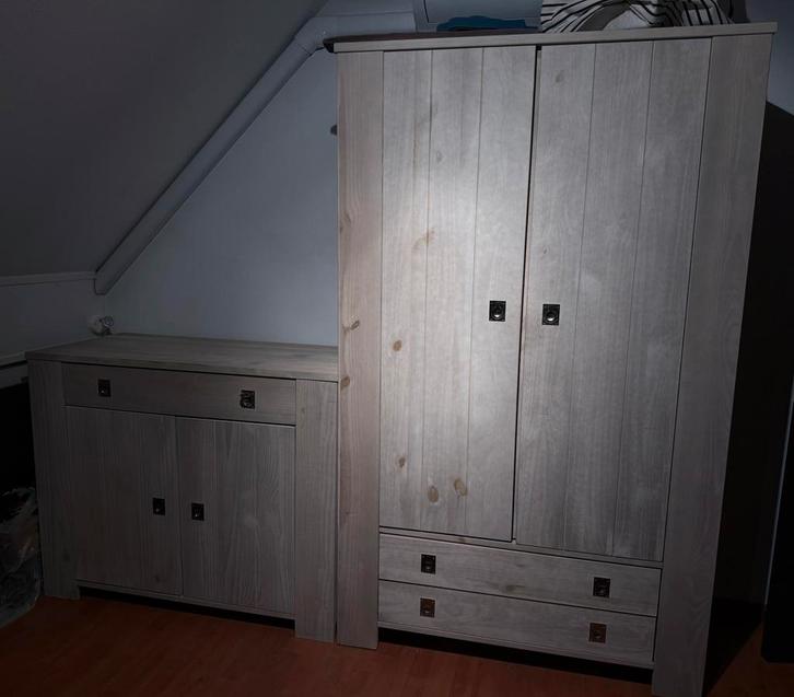 Commode + kledingkast merk Gautier / Galaxy, Kinderen en Baby's, Kinderkamer | Complete kinderkamers, Gebruikt, Jongetje of Meisje