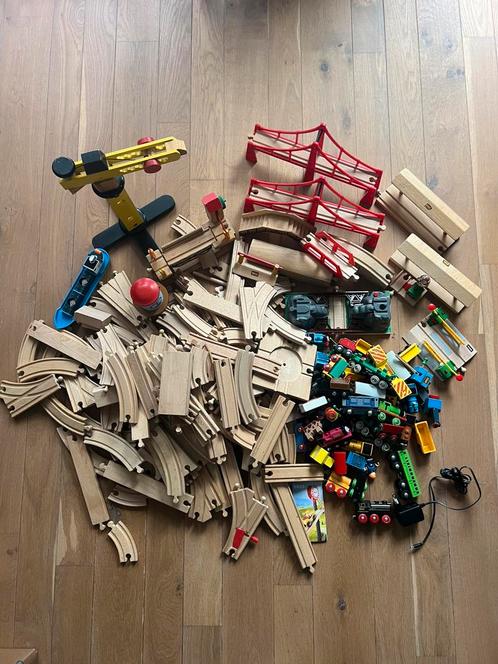 Mega lot van Brio houten treinbaan, Kinderen en Baby's, Speelgoed | Houten speelgoed, Gebruikt, Overige typen, Ophalen