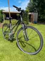 Sportieve damesfiets, metaal zilver met zwart,. Merk trek, 47 tot 50 cm, Meer dan 20 versnellingen, Ophalen, Overige merken