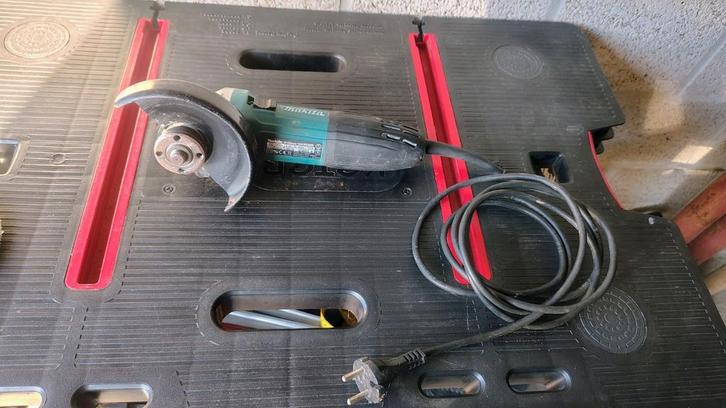 Makita slijptol / Slijpmolen / haakse slijper 125mm, Doe-het-zelf en Bouw, Gereedschap | Slijpmachines, Gebruikt, Haakse handslijpmachine