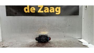 Kachel Bedieningspaneel van een Ford Fiesta beschikbaar voor biedingen