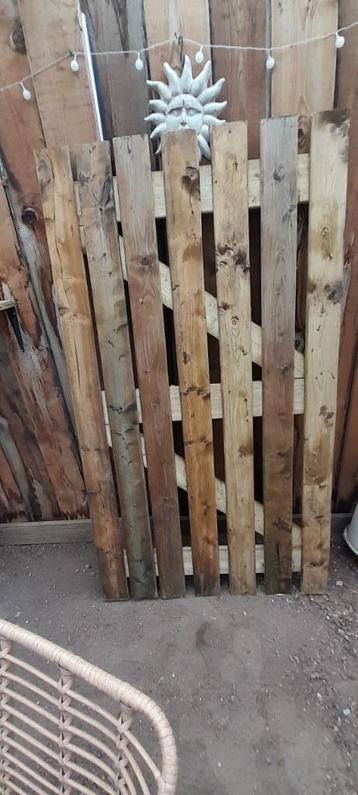 Tuinpoort beschikbaar voor biedingen