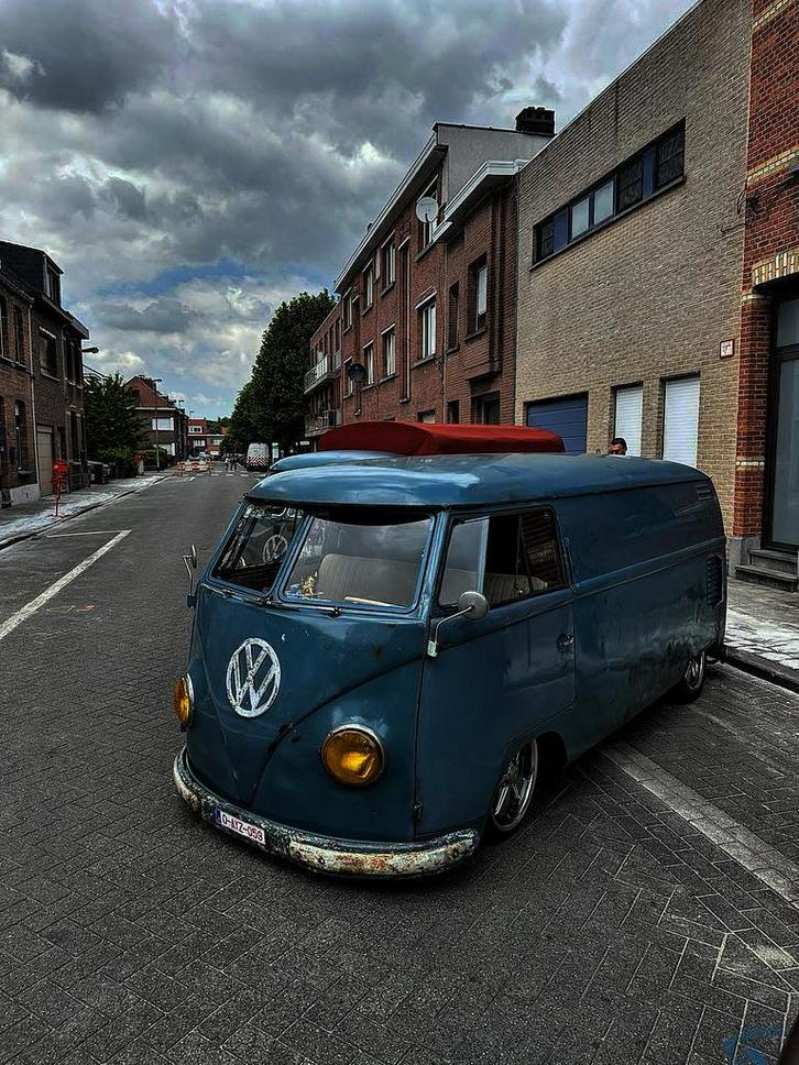 Volkswagen T1 Panel Dove Blue  1957, Autos, Oldtimers & Ancêtres, Entreprise, Volkswagen, Essence, Enlèvement