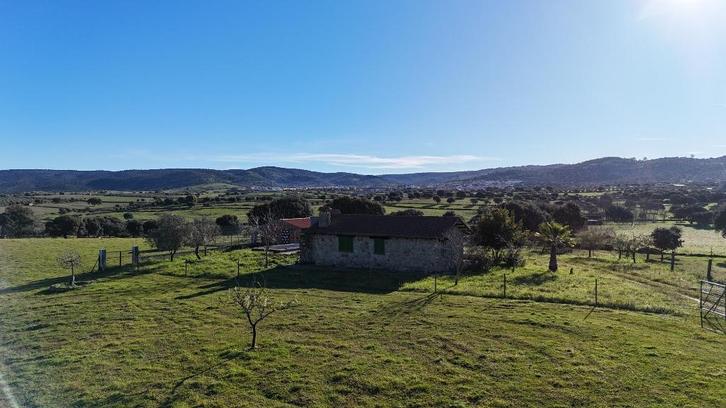 Finca met land te Extremadura/Trujillo/ 129.000€, Immo, Buitenland, Spanje, Overige soorten, Landelijk