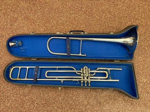 Ventiel trombone Besson Paris. (Bb gestemd), Muziek en Instrumenten, Blaasinstrumenten | Trombones, Gebruikt, Met koffer, Ophalen