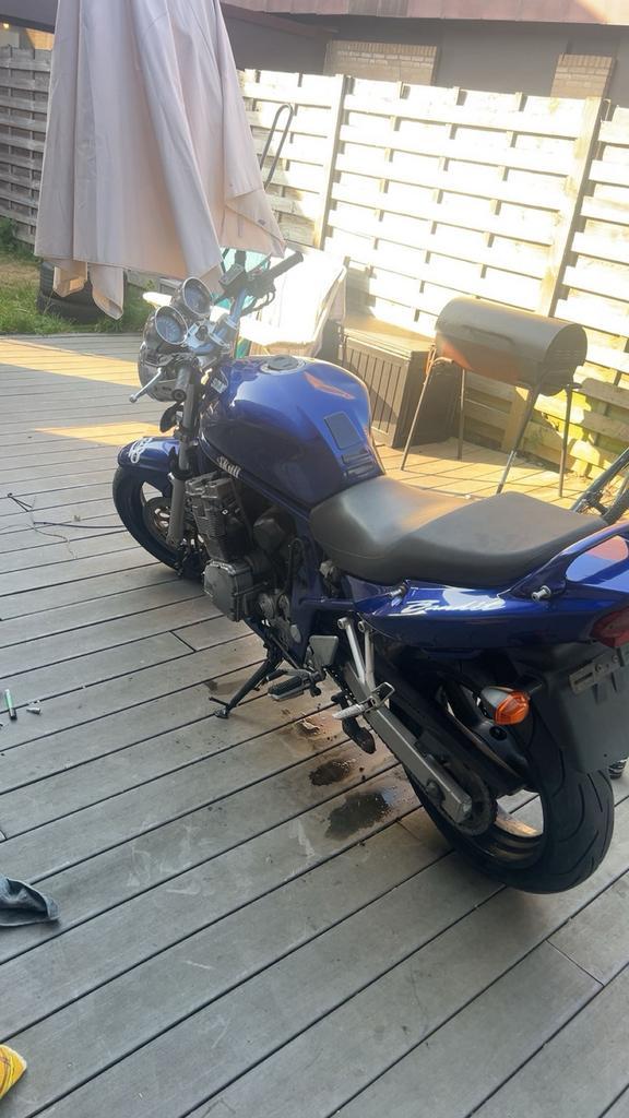 Bandit 600, Motoren, Motoren | Suzuki, Bedrijf, Sport, meer dan 35 kW, 4 cilinders, Motorrijbewijs A, Sportuitlaat, Ophalen