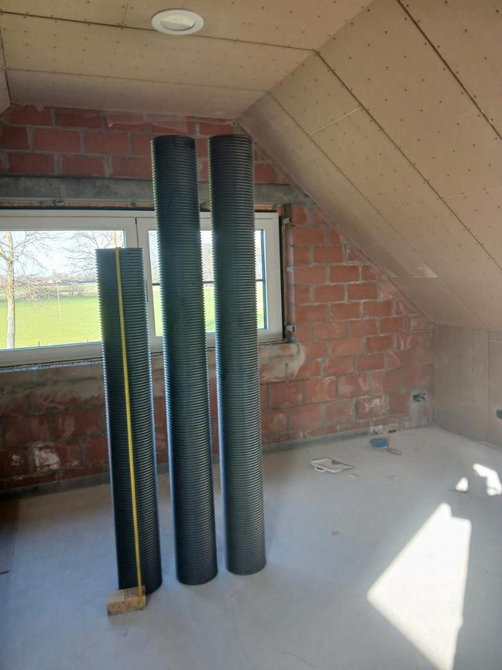 tuyau de ventilation vasco isolé diamètre 200 mm et 2 coudes, Bricolage & Construction, Ventilation & Extraction, Comme neuf, Ventilateur et Extracteur