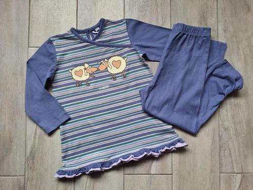 ✿ M98 - Woody pyjama thema schaap, Kinderen en Baby's, Kinderkleding | Maat 98, Zo goed als nieuw, Meisje, Nacht- of Onderkleding