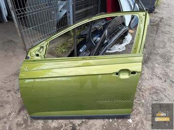 VW Taigo voordeur links beschikbaar voor biedingen