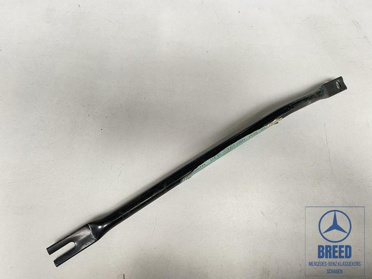 NOS versterking voorfront links voor Mercedes-Benz W116, Auto-onderdelen, Carrosserie, Bumper, Mercedes-Benz, Nieuw, Ophalen of Verzenden