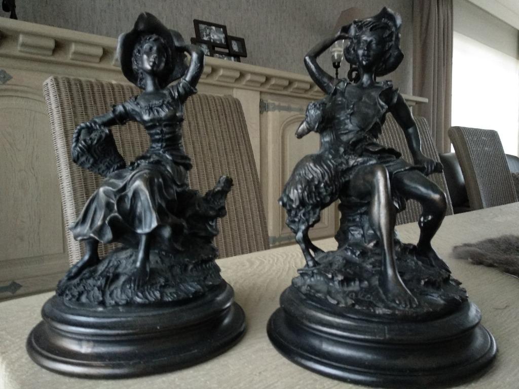 2 Mooi beeldjes, Ophalen of Verzenden, Zo goed als nieuw, Overige typen