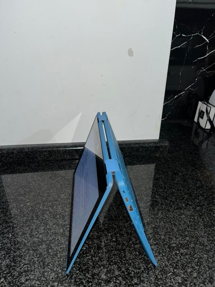 HP Touch Chromebook Blauw 180 graden buigbaar, Computers en Software, Chromebooks, Zo goed als nieuw, Ophalen of Verzenden