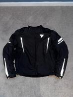 Motorjas, motorjeans en motorhelm, Motoren, Ophalen