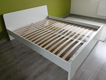 IKEA ASKVOLL bedframe, wit, 160x200 cm beschikbaar voor biedingen