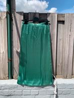 Jupe longue Mulberry couleur vert effet satiné taille 34, Vert, Taille 34 (XS) ou plus petite, Porté, Sous le genou