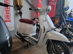 Nieuwe lambretta 50cc B, Fietsen en Brommers, Ophalen of Verzenden, Nieuw