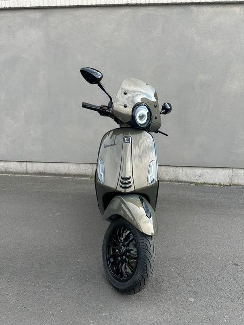 Vespa primavera (b-klasse), Fietsen en Brommers, Scooters | Vespa, Zo goed als nieuw, Overige modellen, Klasse B (45 km/u), Benzine