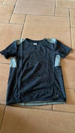Nieuw sport tshirt maat small, Kleding | Dames, Sportkleding, Ophalen, Zo goed als nieuw