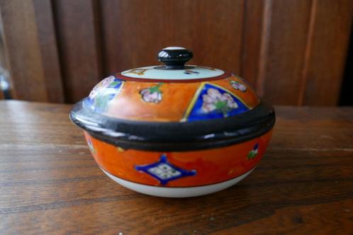 Pot à couvercle japonais de style Imari, Antiquités & Art, Antiquités | Céramique & Poterie, Enlèvement ou Envoi