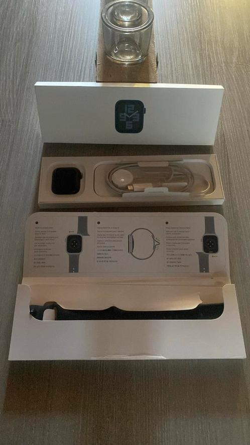 Apple Watch SE (2nd generation), Telecommunicatie, Mobiele telefoons | Apple iPhone, Zo goed als nieuw, 32 GB, Zonder abonnement