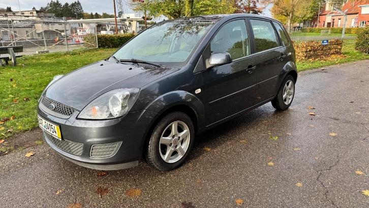 Ford Fiesta, Auto's, Ford, Particulier, Fiësta, ABS, Airbags, Airconditioning, Bochtverlichting, Elektrische buitenspiegels, Elektrische ramen