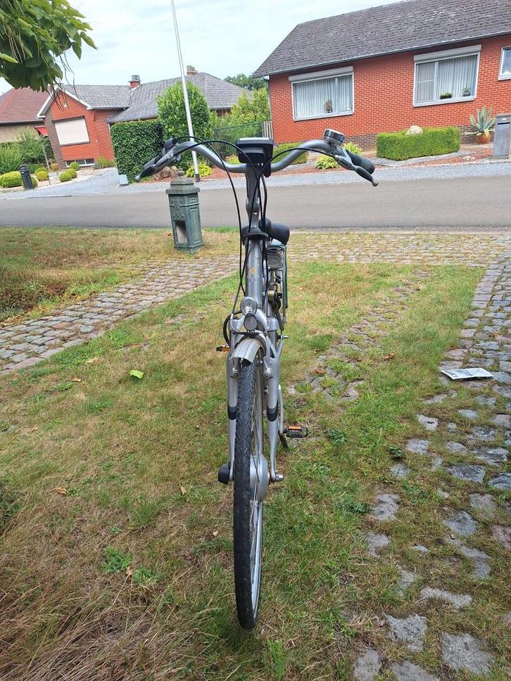 Elektrische fiets TranzX PST – met defecte batterij, Fietsen en Brommers, Elektrische fietsen, Ophalen