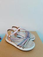 zeer mooie sandalen maat 33 meisje, Gebruikt, Meisje, Ophalen of Verzenden, Guimaraes