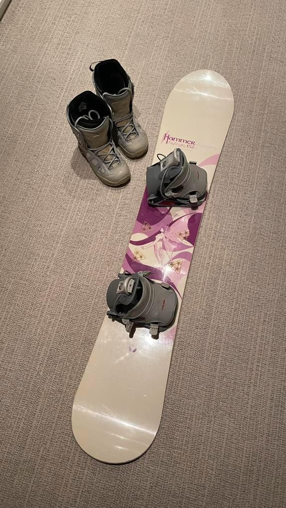 Snowboard Hammer 🏂 evt. met snowboots maat  40, Sports & Fitness, Snowboard, Utilisé, Planche, Enlèvement