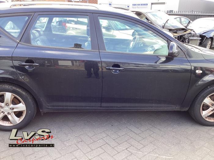 Portier 4Deurs rechts-achter van een Kia Ceed (1K), Auto-onderdelen, Carrosserie, Deur, Kia, Gebruikt, 3 maanden garantie, Ophalen of Verzenden