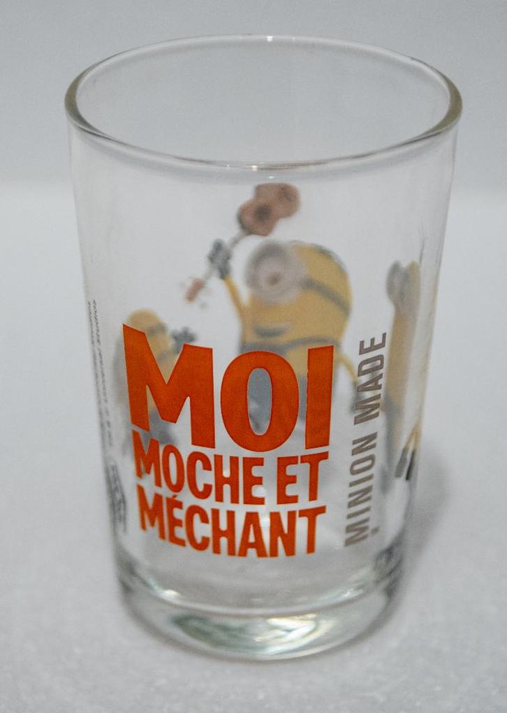 Verre Amora "Moi, Moche et Méchant" Minions Made, Collections, Verres & Petits Verres, Comme neuf, Verre à eau, Enlèvement ou Envoi