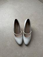 White pumps atamaris maat 39, Kleding | Dames, Schoenen, Ophalen, Pumps