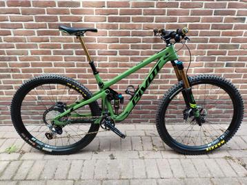 Pivot Switchblade V5 29"Enduro Large 1x12 XTR beschikbaar voor biedingen