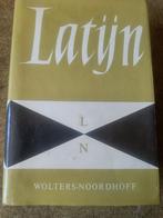 Woordenboek Latijn Nederlands, Boeken, Woordenboeken, Ophalen, Zo goed als nieuw, Latijn